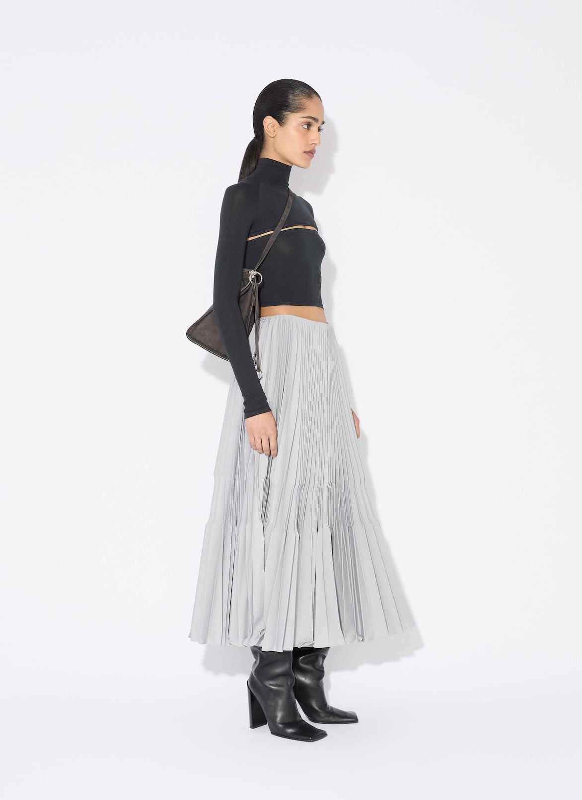 SECOND-SKIN KNIT CUT-OUT TOP ALAÏA BLACK SECOND-SKIN KNIT CUT-OUT TOP